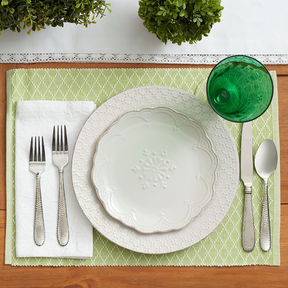 French Lace White 16 Piece Dinnerware Set Service for 4