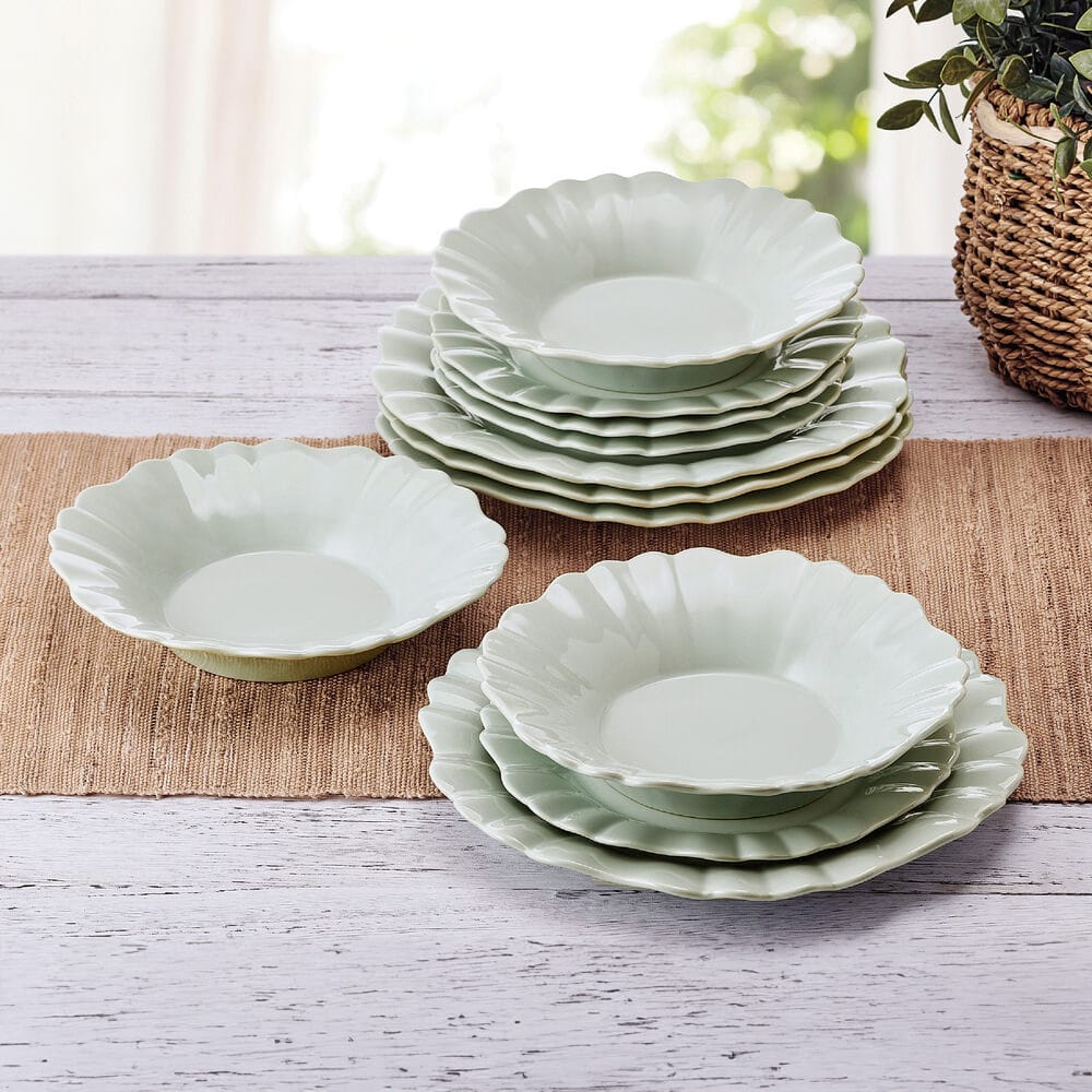 Graceful Petals 12 Piece Dinnerware Set, Service for 4