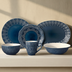 Havana Service for 8 with Serveware