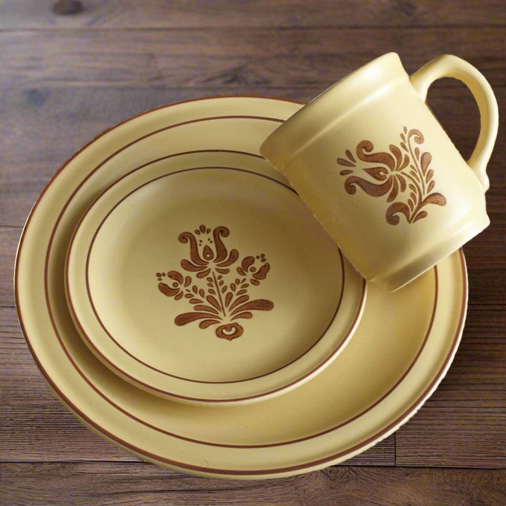 Village 16 Piece Dinnerware Set, Service for 4